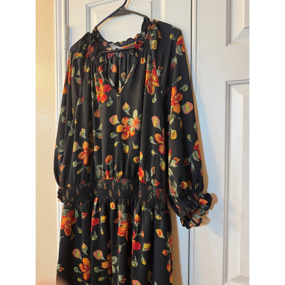 Black Red Floral Maxi Dress Terra & Sky Plus Size 2X 3/4 Sleeve Keyhole Tie Neck - Picture 2 of 5
